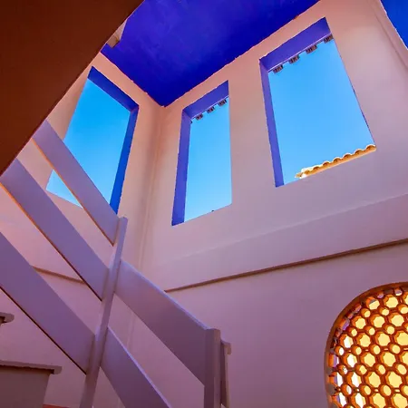 Gorgeous In With Kitchen 아파트 *